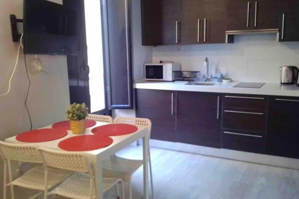 세비야 Esse Atico. Precioso Atico Con Terraza En Pleno Centro 아파트 외부 사진